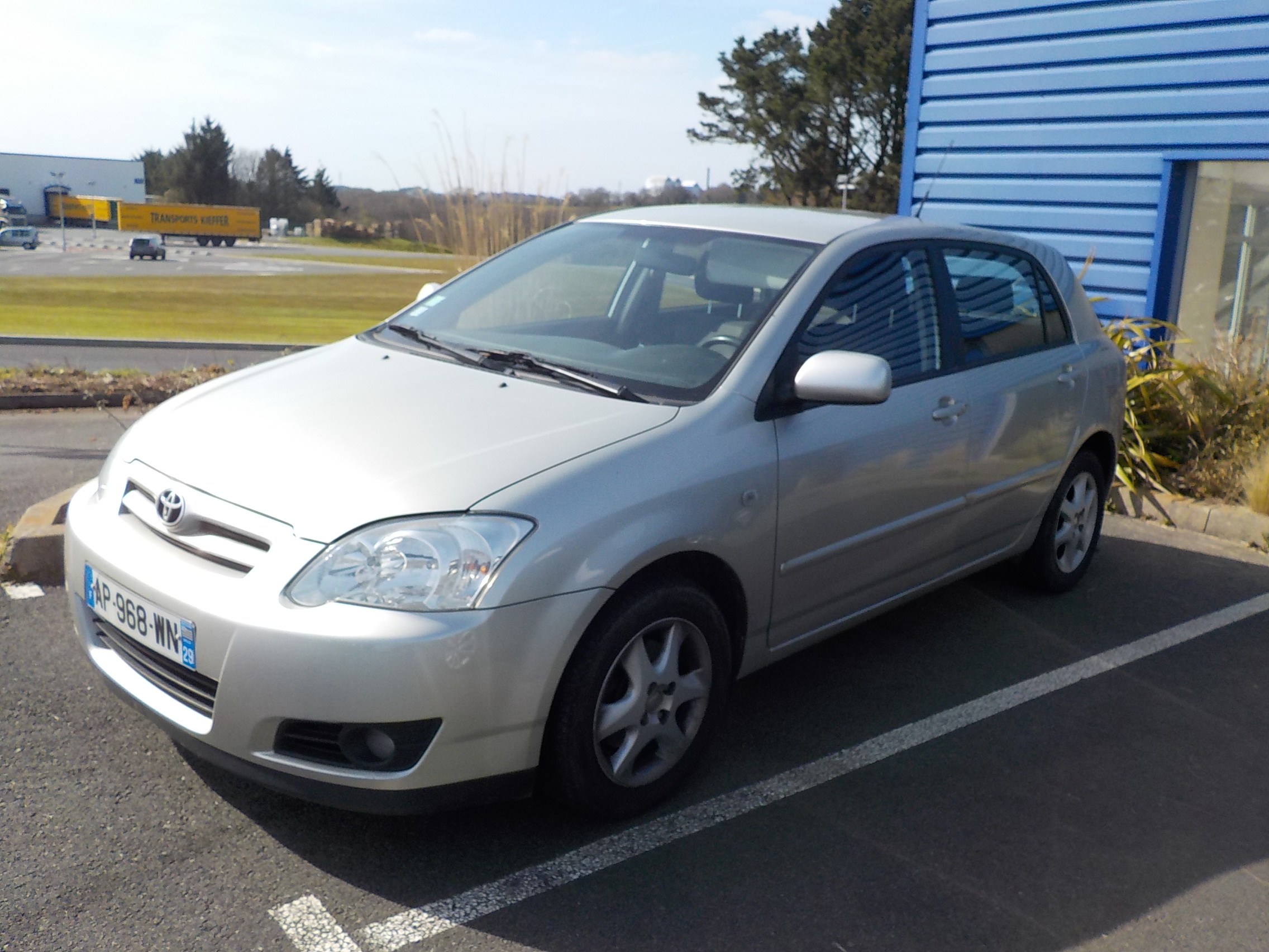 Voiture Occasion Toyota Corolla D4D 2006 Diesel 29510